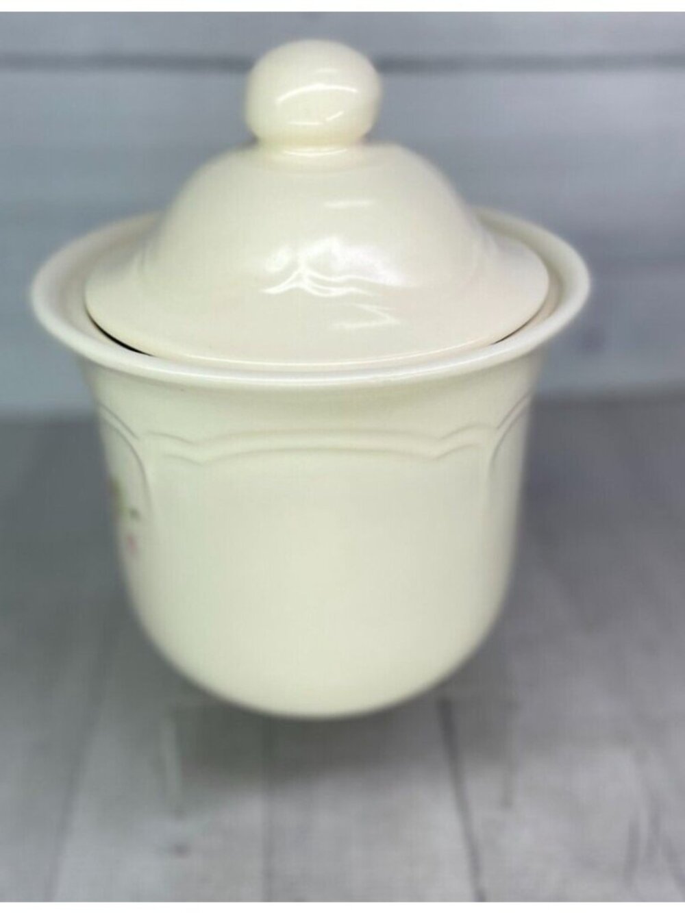 Pfaltzgraff TEA ROSE Pink Blue Floral 1.5 Qt Stoneware Medium Lidded Canister - Picture 3 of 16